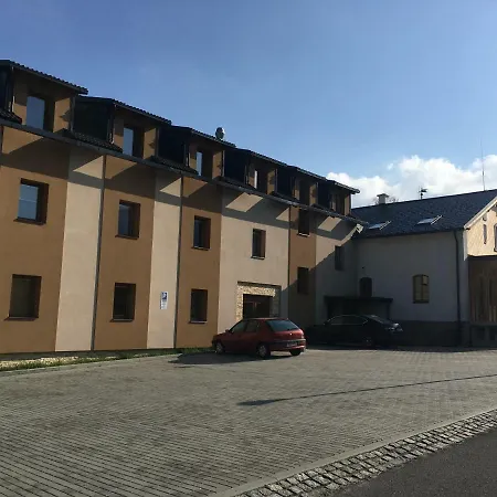 Dlouhe Strane Apartment Loucna nad Desnou